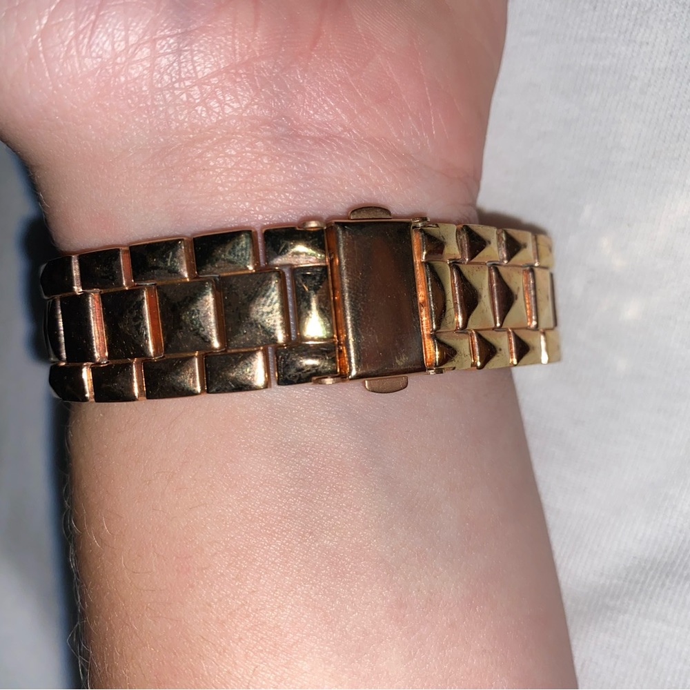 Premier Designs Watch - Picture 2 of 2